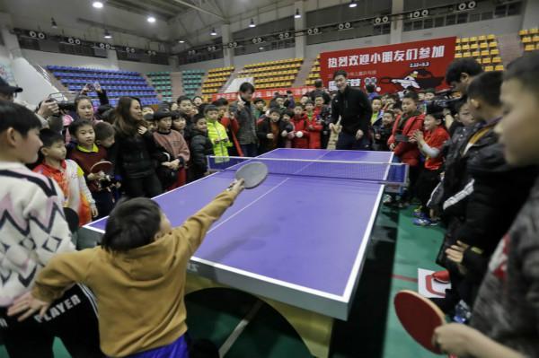 国王连走两 国王连走两